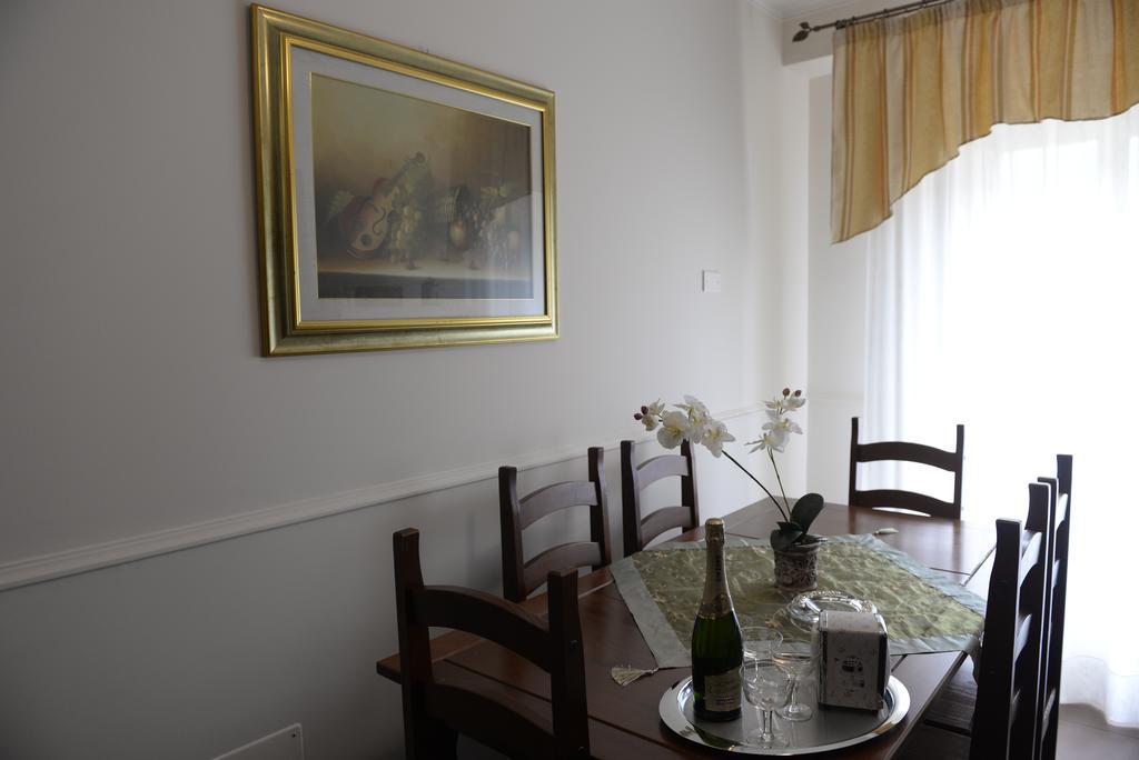 B&B San Leonardo Mascali Bagian luar foto